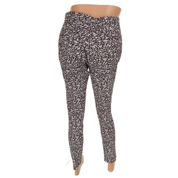 Maison Kitsune Black and White Patterned Pants - Picture 5 of 6